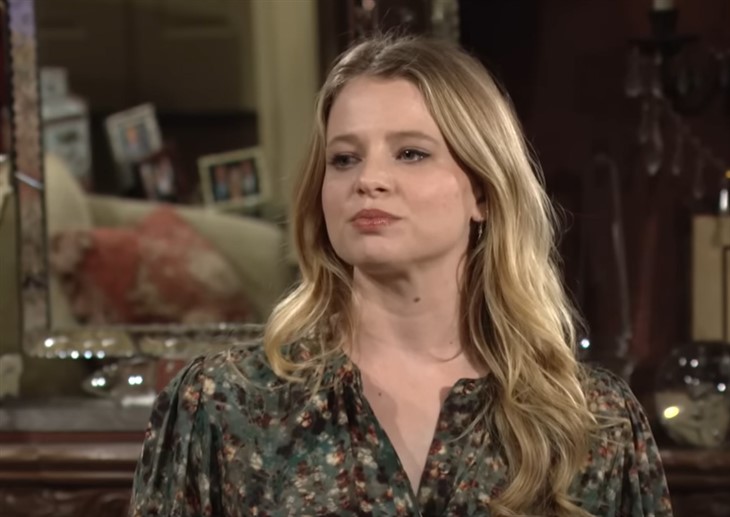The Young And The Restless: Summer Newman-Abbott (Allison Lanier)