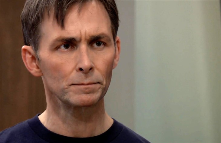 General Hospital: Valentin Cassadine (James Patrick Stuart