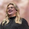 Kelly Clarkson Is Feeling The Toxic Shock