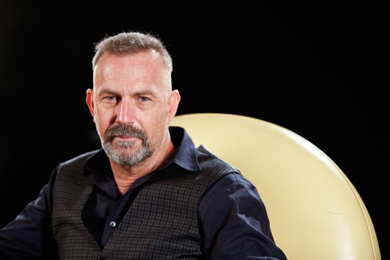 Kevin Costner’s Estranged Wife Includes Her Plastic Surgery In Child Support Demands