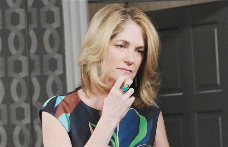 Days Of Our Lives: Kassie DePaiva) 