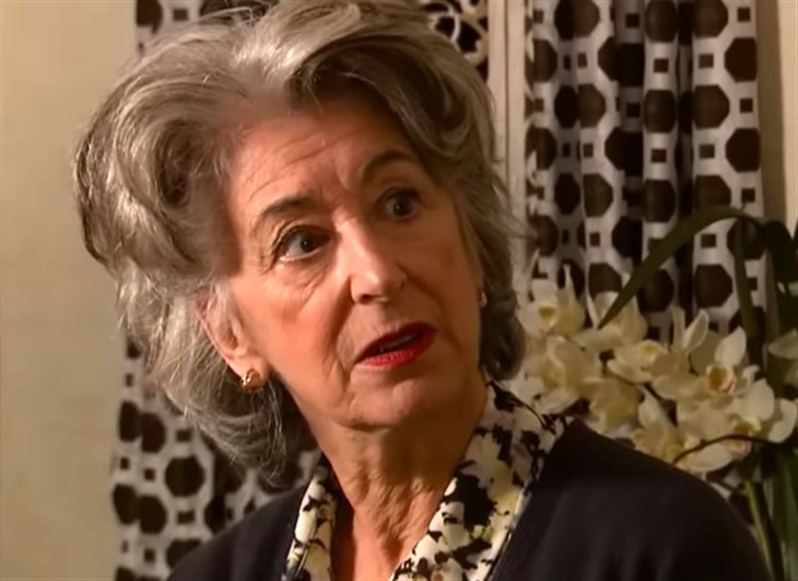 Coronation Street: Evelyn Plummer