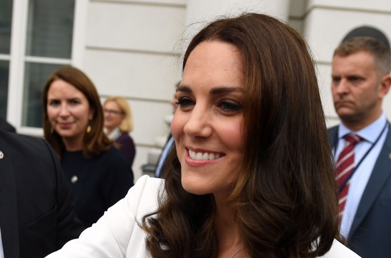 Kate Middleton Acting Like A Single Working Mom?