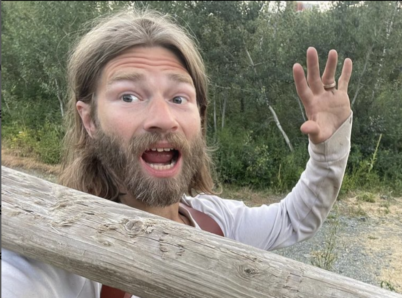 Alaskan Bush People Spoilers: Bear Brown Shares HUGE Announcement on Social Media About His Family, Has He Made Changes?