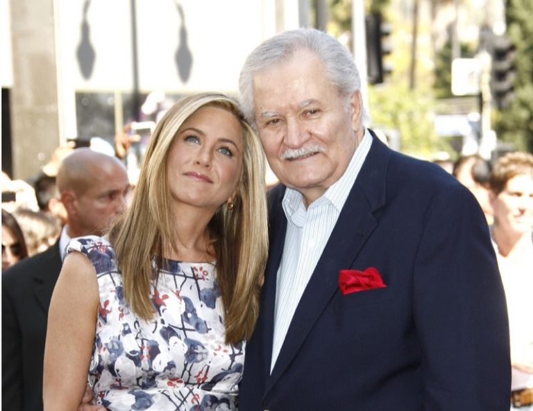 Jennifer Aniston Upset Over Days Of Our Lives Plans To Kill Off Dad ...