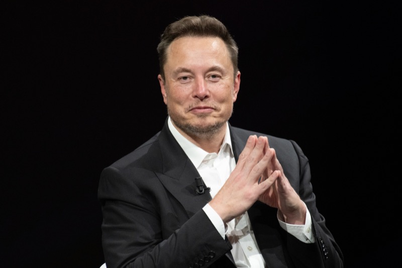 Elon Musk Gives 11th Baby An Odd Name, Wants Only 'Smart' People To Reproduce