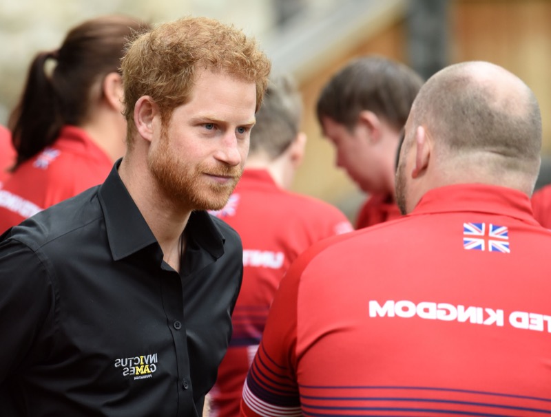 Prince Harry Totally Dissed The Royal Family During Invictus Games Closing Ceremony Speech