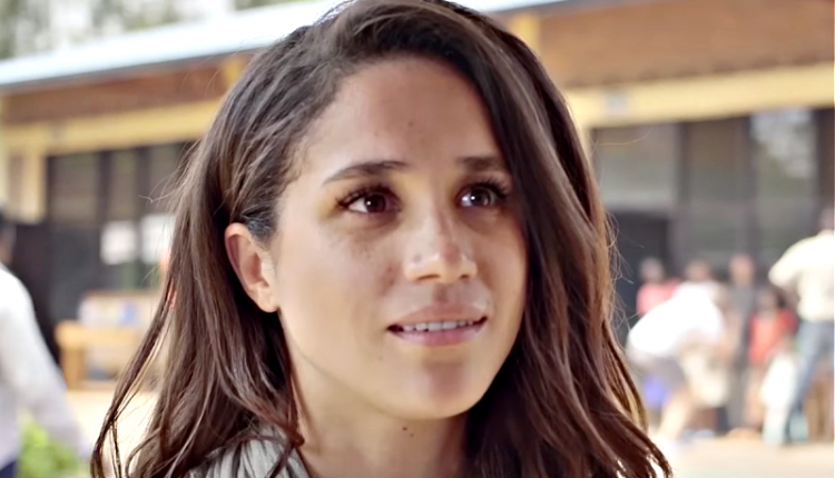 Meghan Markle cosplay