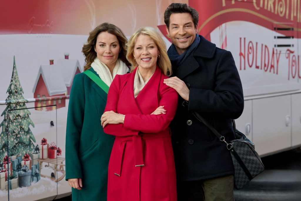 Erica Durance, Brennan Elliott & Barbara Niven In Ms. Christmas Comes