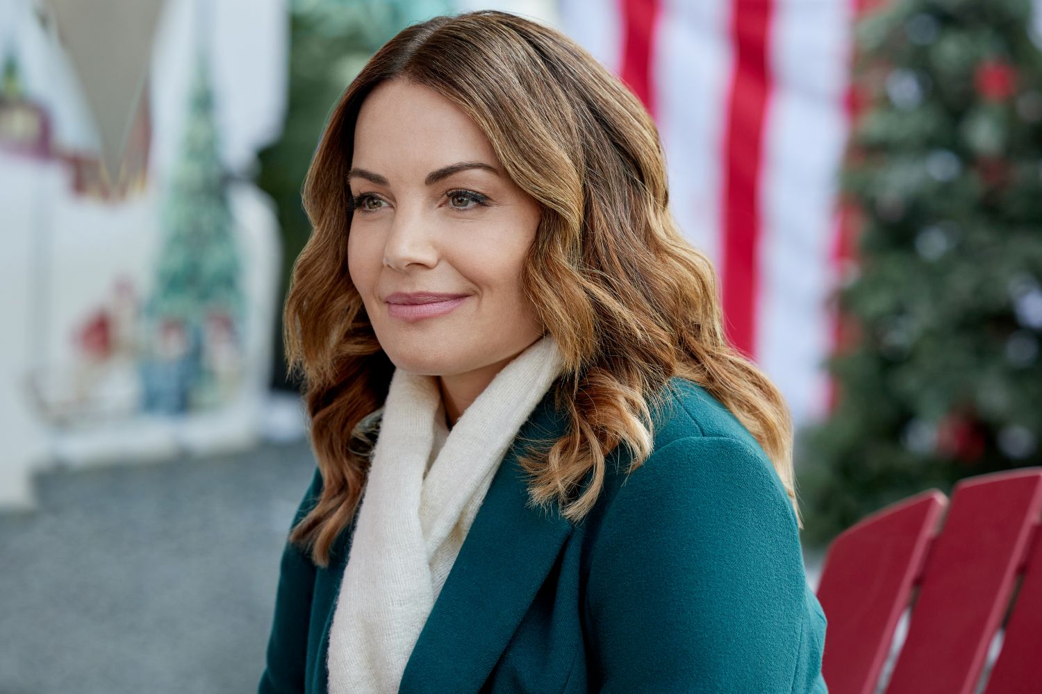 Erica Durance, Brennan Elliott & Barbara Niven In Ms. Christmas Comes