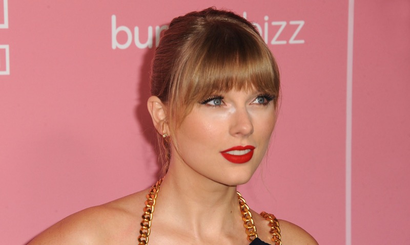 Taylor Swift Fans Lash Out At Travis Kelce's Mom For This “Rude” Remark