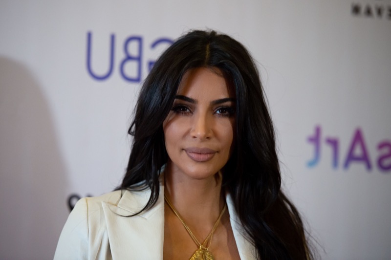 Kim Kardashian Steals Attention Away From Kourtney's Delivery