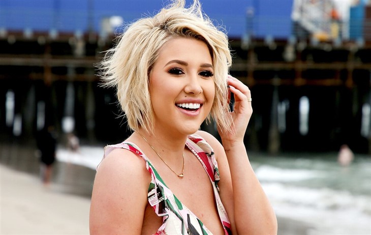 Chrisley Knows Best Spoilers: Savannah Chrisley Lies About Pregnancy News To Make Money