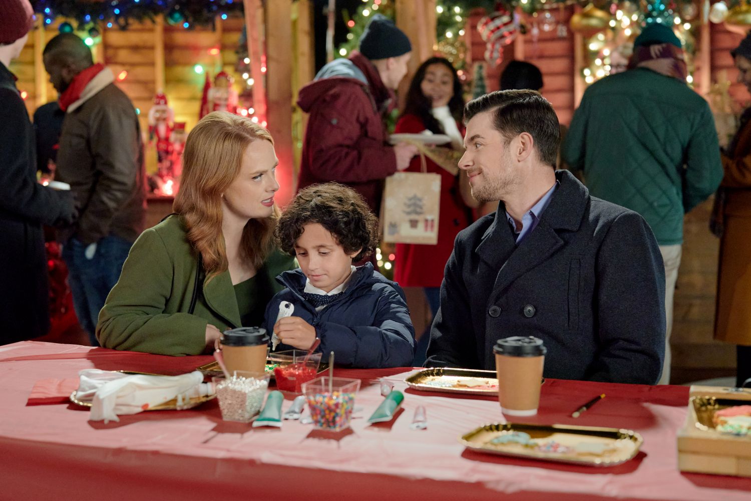 Alex Paxton-Beesley & Dan Jeannotte Create Our Christmas Mural On Hallmark