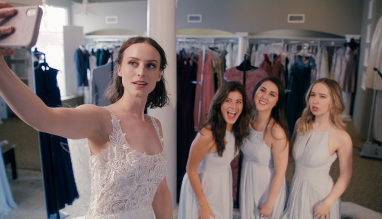 A Holiday I Do – With Bridesmaids (India Chappell)