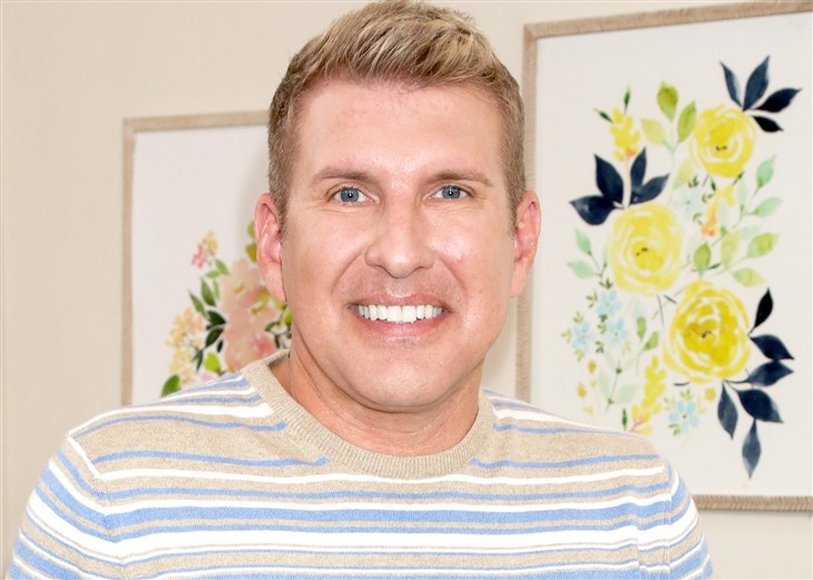 Todd Chrisley May ‘Starve To Death’ As Prison Retaliates, Claims Savannah