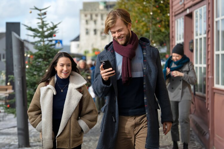 Rhiannon Fish and David Elsendoorn in My Norwegian Holiday on Hallmark Channel