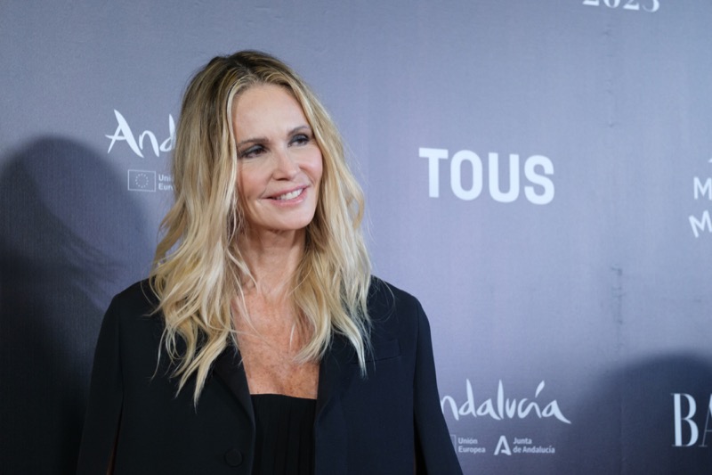 Elle MacPherson Says She Quit Drinking To Be “Fully Present” In Her Life