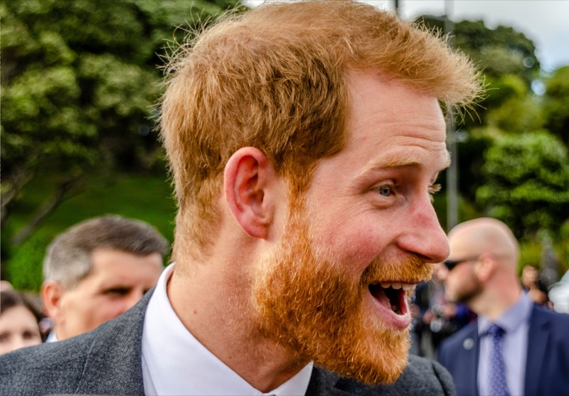 Prince Harry Ready To Crawl Back Home, But Meghan Rejects Royal Soap Opera