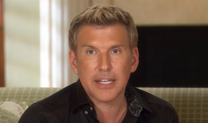 Chrisley Knows Best Spoilers: Does Todd Chrisley Still Get Hair Color & Botox In Prison?