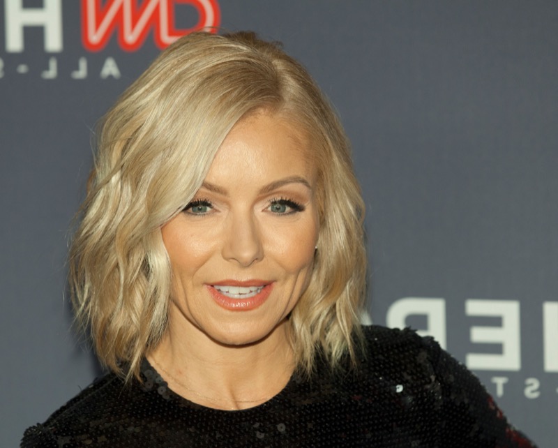 Kelly Ripa Accuses Husband Mark Consuelos And Their Kids Of Running Away From Her When She Was Sick