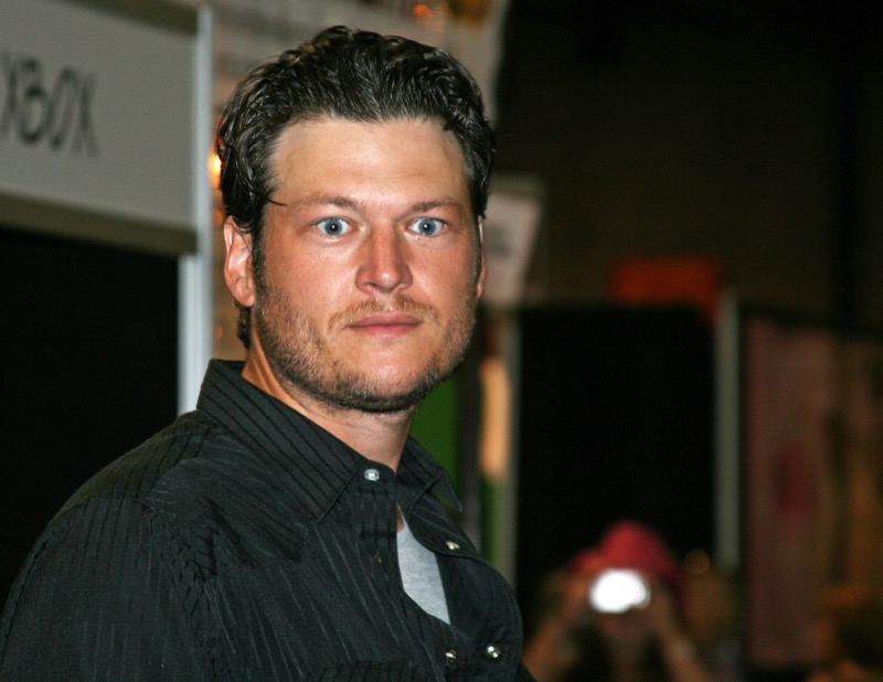 Blake Shelton SLAMMED For Faking CBS ‘Live’ Show, Gwen Stefani Marriage Trouble Rumors Soar