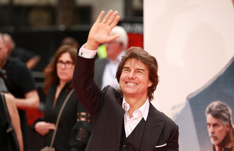 Warner Bros. Aims To Return To Their “Glory Days” By Bringing In Tom Cruise With This Unique Deal
