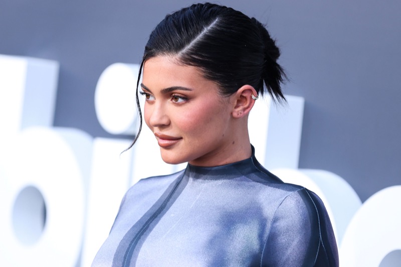 Kylie Jenner Reveals Cheek Fillers And Fans Think They Look Like APPLES