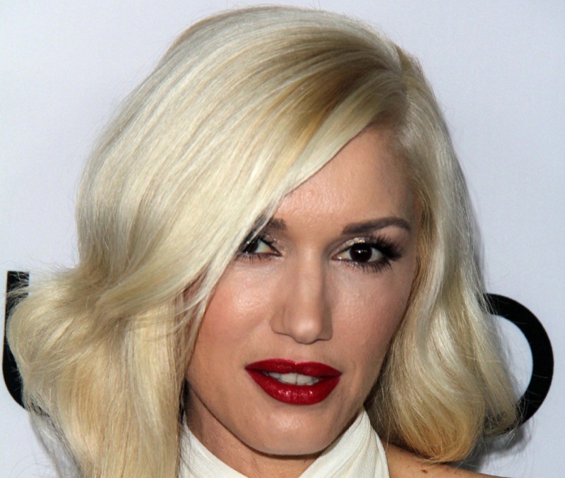 Gwen Stefani Looked Glum During Solo Grocery Trip
