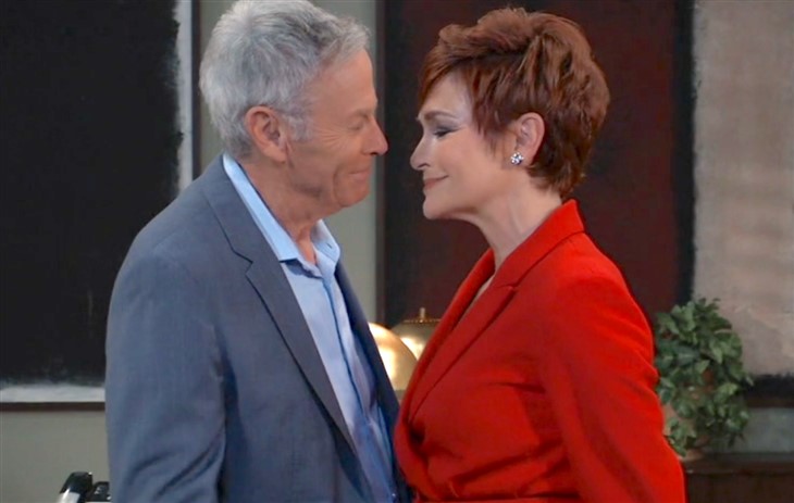 General Hospital Spoilers: Robert And Diane's Truce Won't Last As Cyrus Calls The Whole Thing Off
