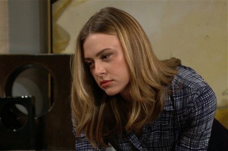 Young And The Restless Spoilers: Claire’s Fake Reunion To Trap Jordan, Promises Loyalty But Lashes Back