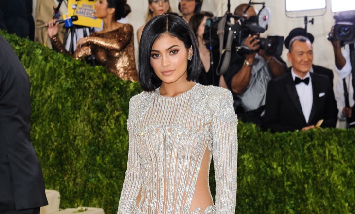 Kylie Jenner Unveils New Plastic Surgery On Stomach