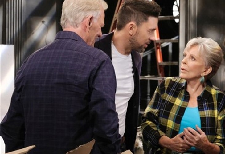 Days Of Our Lives Spoilers Wednesday, March 6: Roman Helps Julie, Everett’s Intense Therapy, Brady Begs Nicole, Xander Discouraged