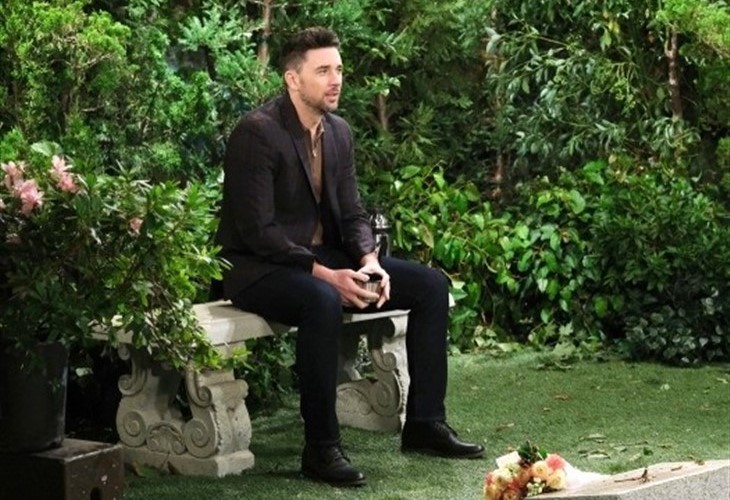 Days Of Our Lives Spoilers Tuesday, April 2: Abigail’s Grave, Everett’s Hypnosis, Julie’s Wisdom, Johnny’s Job