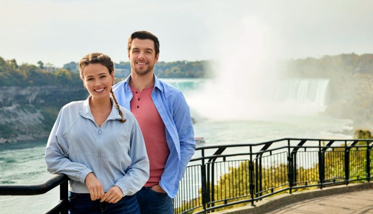 Falling in Love in Niagara Final Image Assets