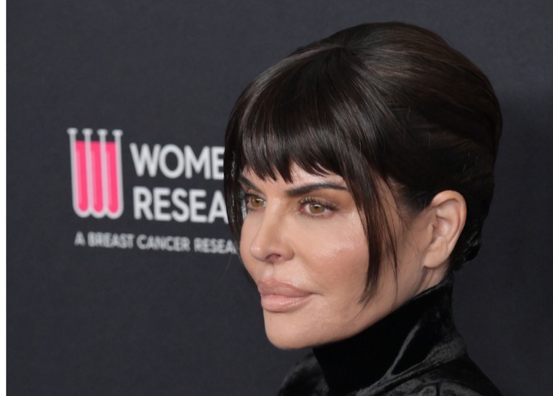Lisa Rinna's Reaction To A “Melrose Place” Reboot Revealed!