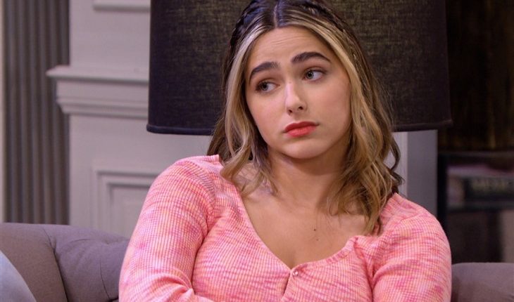 Days Of Our Lives – Holly Jonas (Ashley Puzemis)