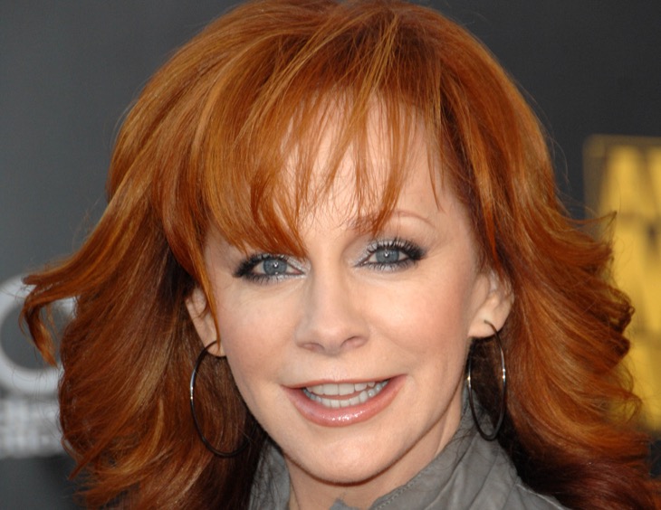 Reba McEntire's Returns To Comedy In 'Happy Place': See Trailer