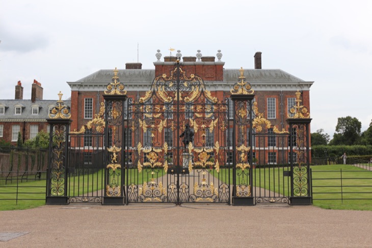 Kensington Palace Angry With The Spanish Media Over Dire Kate Middleton Reports