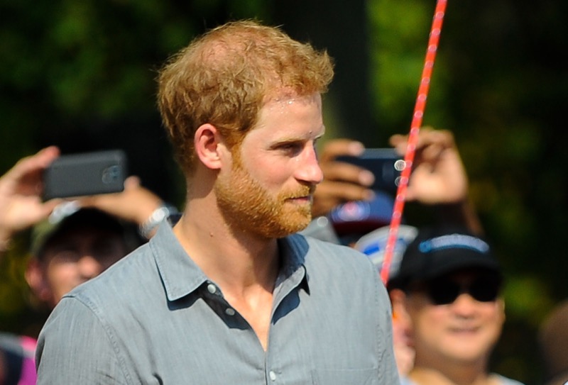 Prince Harry Demands That Sick Kate Middleton Return His Messages