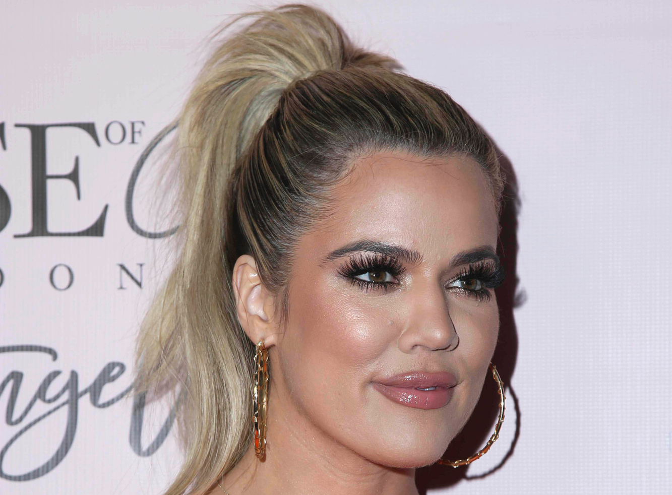 Khloe Kardashian Complains About Nanny-Free Life