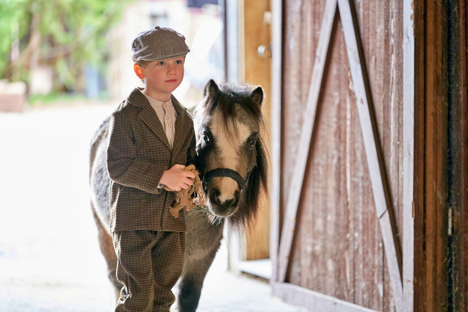 Bill Avery gifts Little Jack a pony in When Calls the Heart