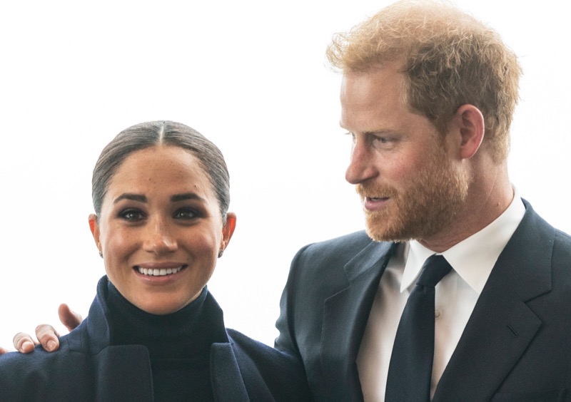 Prince Harry and Meghan VERY Interested In Opening Peace Talks With Royal Family