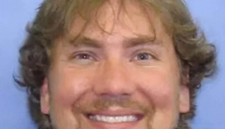 The Ex of Sister Wives Star Robyn Brown, David Jessop – Via Reddit