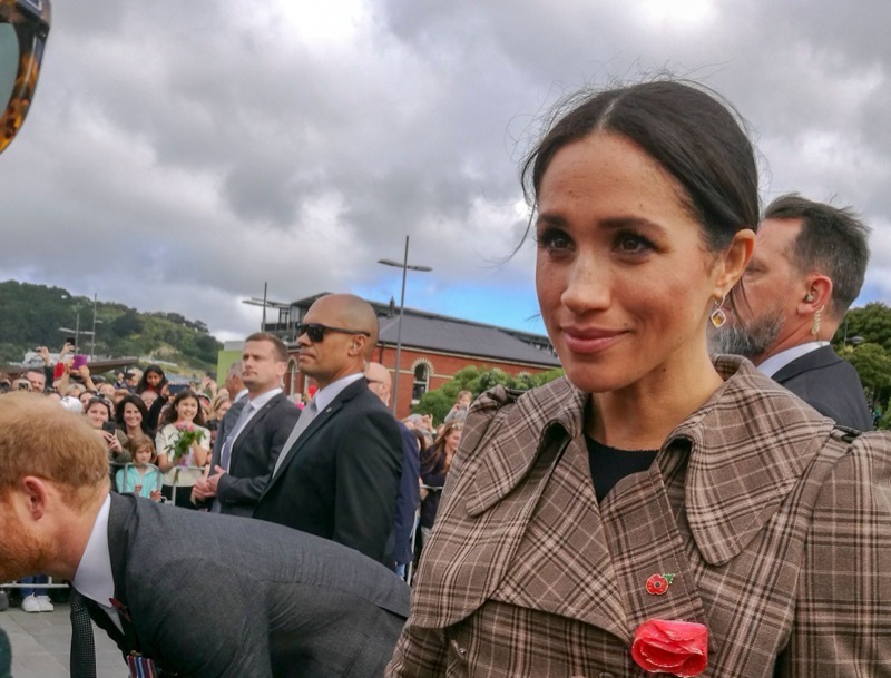 Is Meghan Markle Trying To Get Back With The Royal Family?