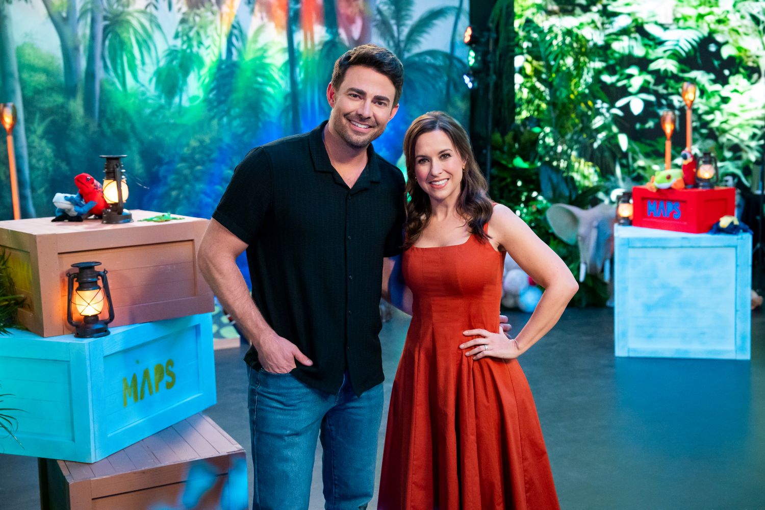 Celebrations With Lacey Chabert On Hallmark+