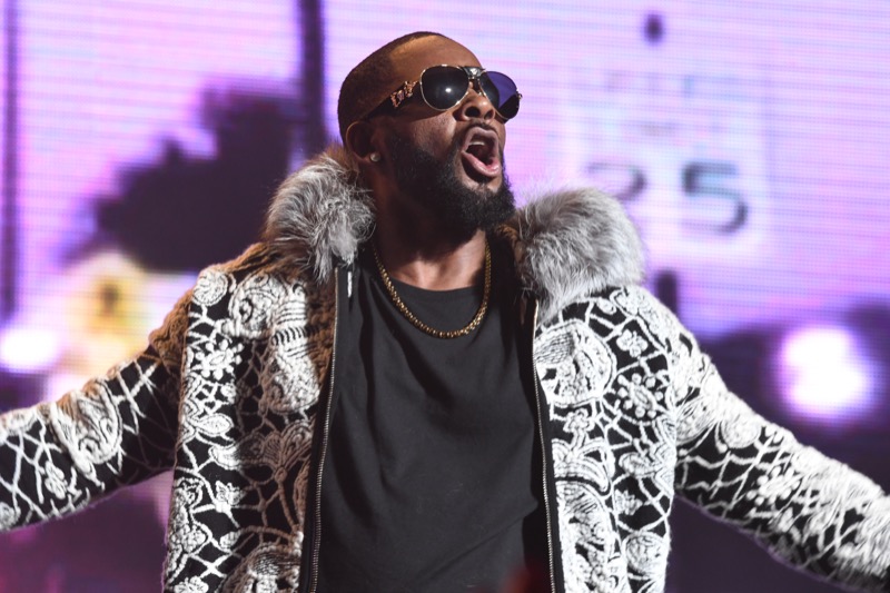 R. Kelly’s Daughter Denies Allegations She Was "Brainwashed" By Mother