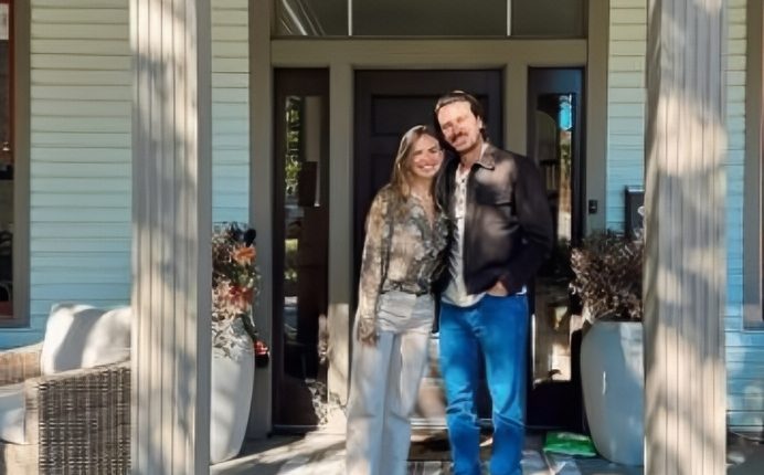 Bachelorette Alum Hannah Brown and Adam Woolard Buy A Home – Instagram