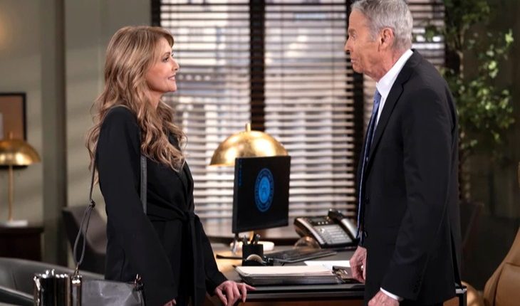 General Hospital – Robert Scorpio (Tristan Rogers)