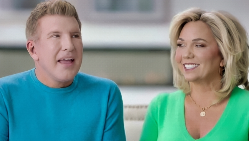 Chrisley Knows Best Alums Todd and Julie Chrisley - USA Network - YouTube